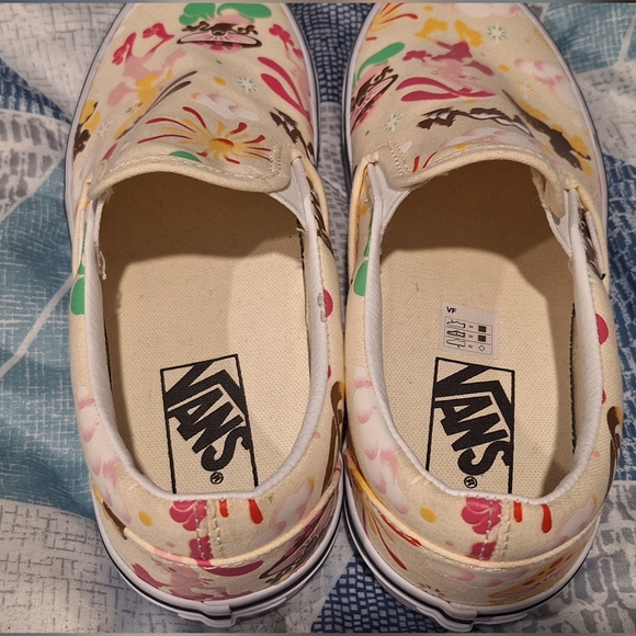 NEW VANS Classic Slip On Shoes Psychedelic Rabbit & Mushroom Men 5.5 / Woman 7.0 - Picture 4 of 6